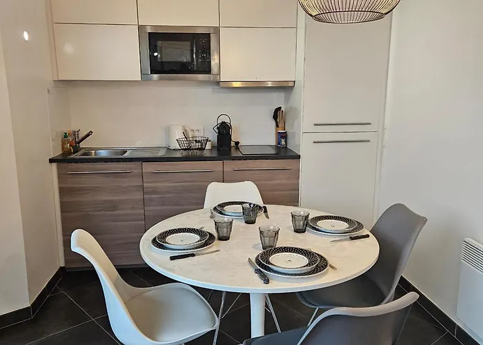 Baie Du Mont-saint-michel Et Cote Normande - Les Secrets Du Rivage Saint-Pair-sur-Mer